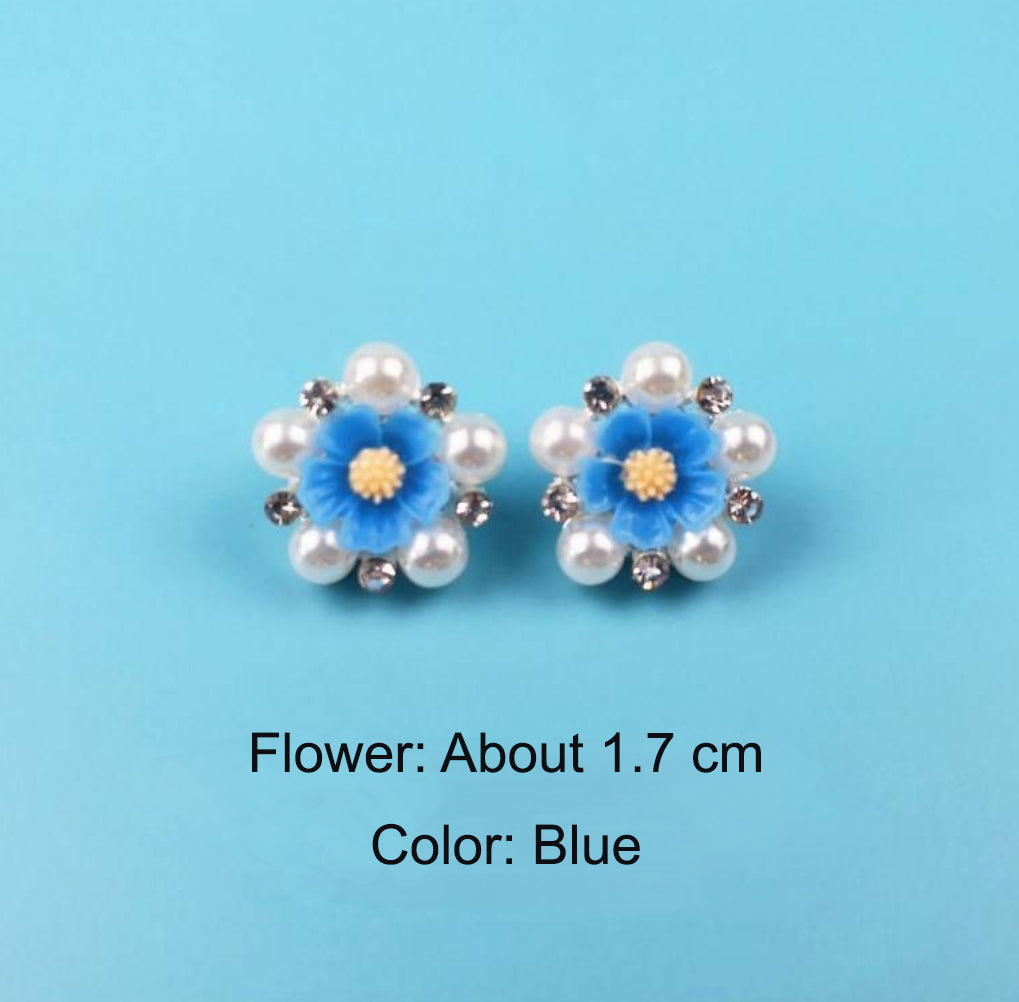 HAPPY00000 15 SC - F   1.7cm Flower Small Clip (Blue, pink, and white colors) (1X6) per bag